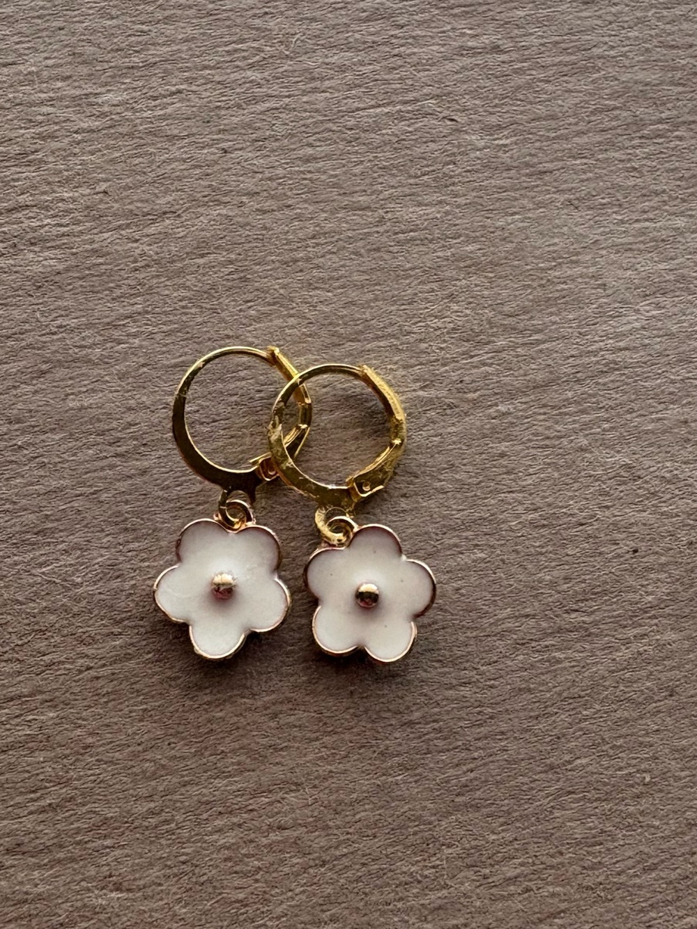 5/$25 dainty White flower Charm Earrings Gold Huggie Hoops